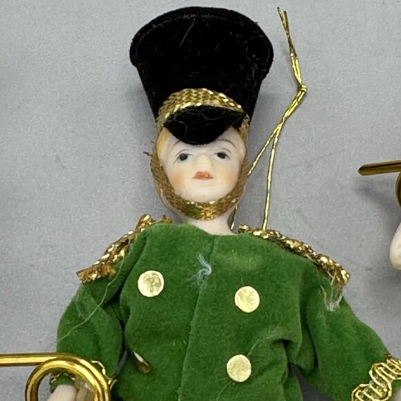 Vtg Lot of 3 Bisque French Horn Musicians Soldiers Christmas Ornaments Taiwan 5" - Picture 4 of 6